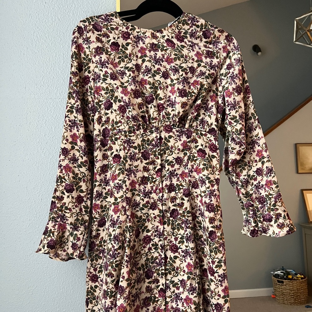 Floral Long Sleeve Dress - Picture 2 of 4